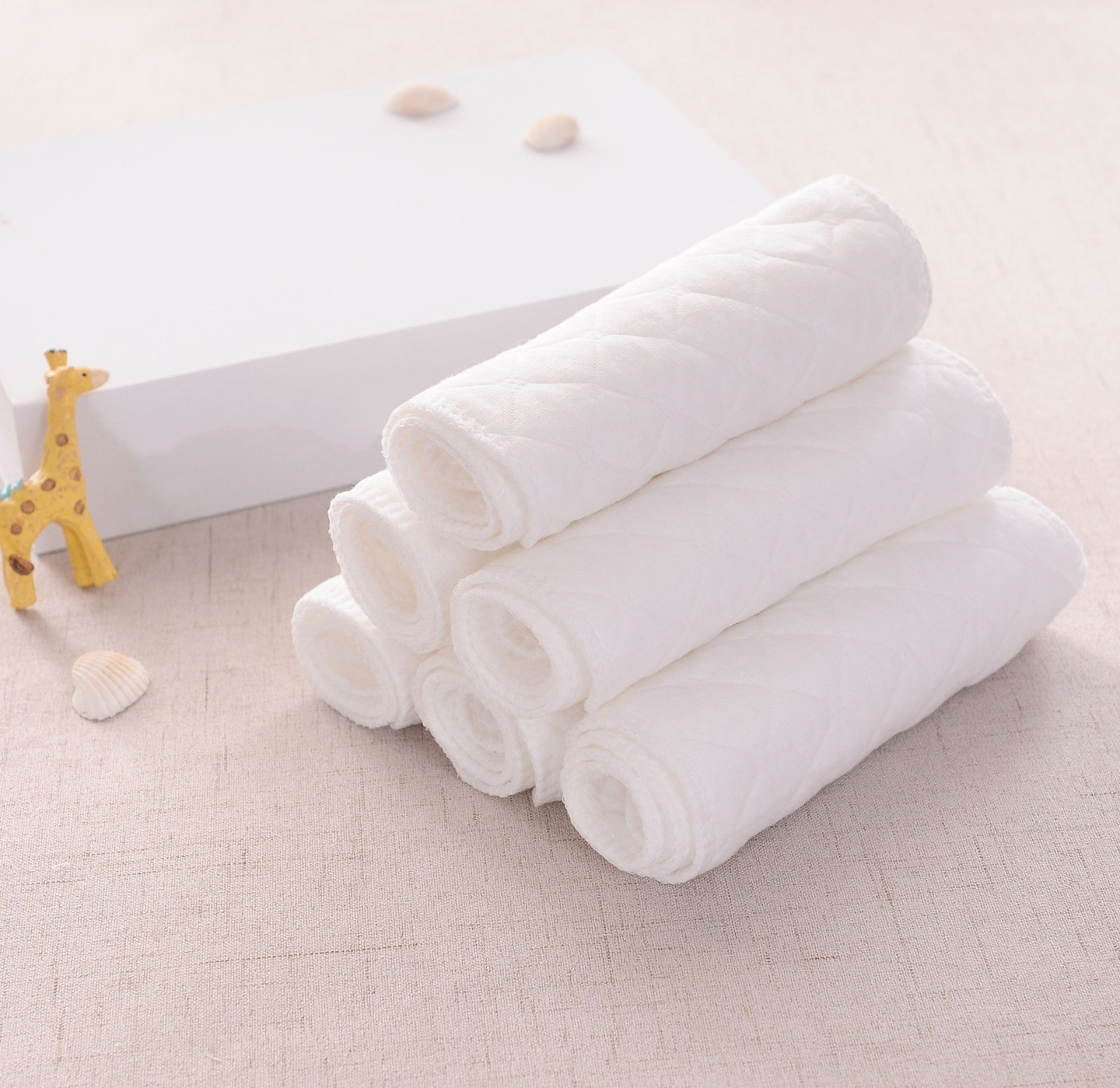 10 個ベビーおむつ再利用可能な洗える綿おむつ生態おむつイン - Pampers Diaper Premium Care のレビューと価格